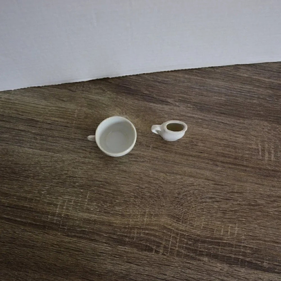Vtg Play Teacup  and Creamer - Picture 5 of 6